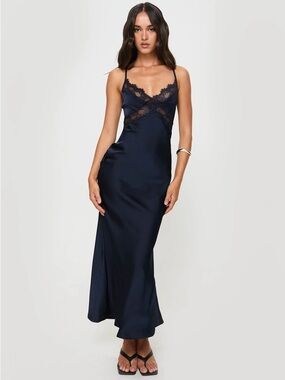 Princess Polly Treasure Bias Cut Backless Maxi Size 6